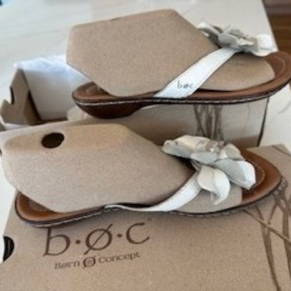 Sandals - Picture 2 of 2